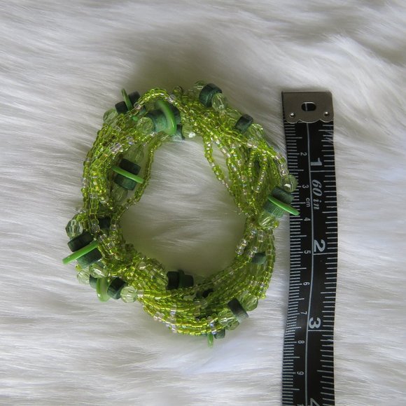 Green Beaded Bracelet - Picture 4 of 4